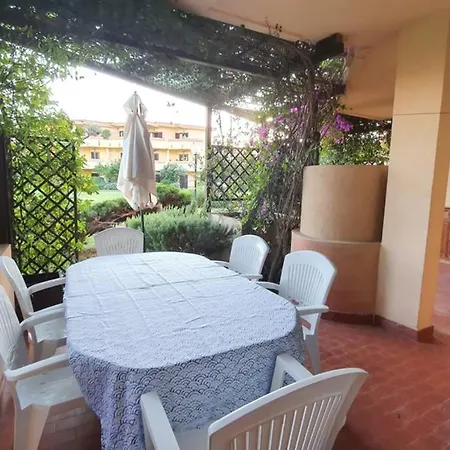 Sardegna-Golfo Aranci-Trilocale Accanto Al Mare * 골푸아랑시