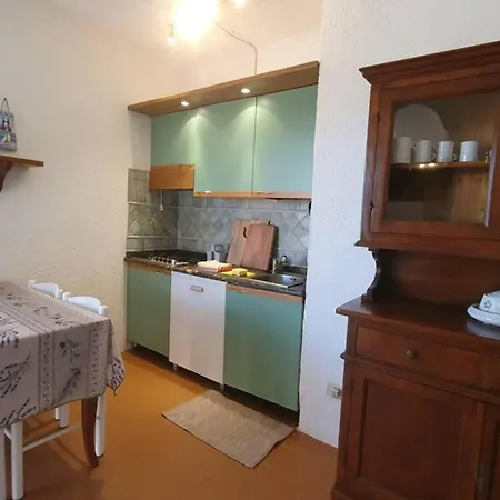 Sardegna-Golfo Aranci-Trilocale Accanto Al Mare 펜션 *
