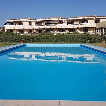 Sardegna-Golfo Aranci-Trilocale Accanto Al Mare 펜션 골푸아랑시